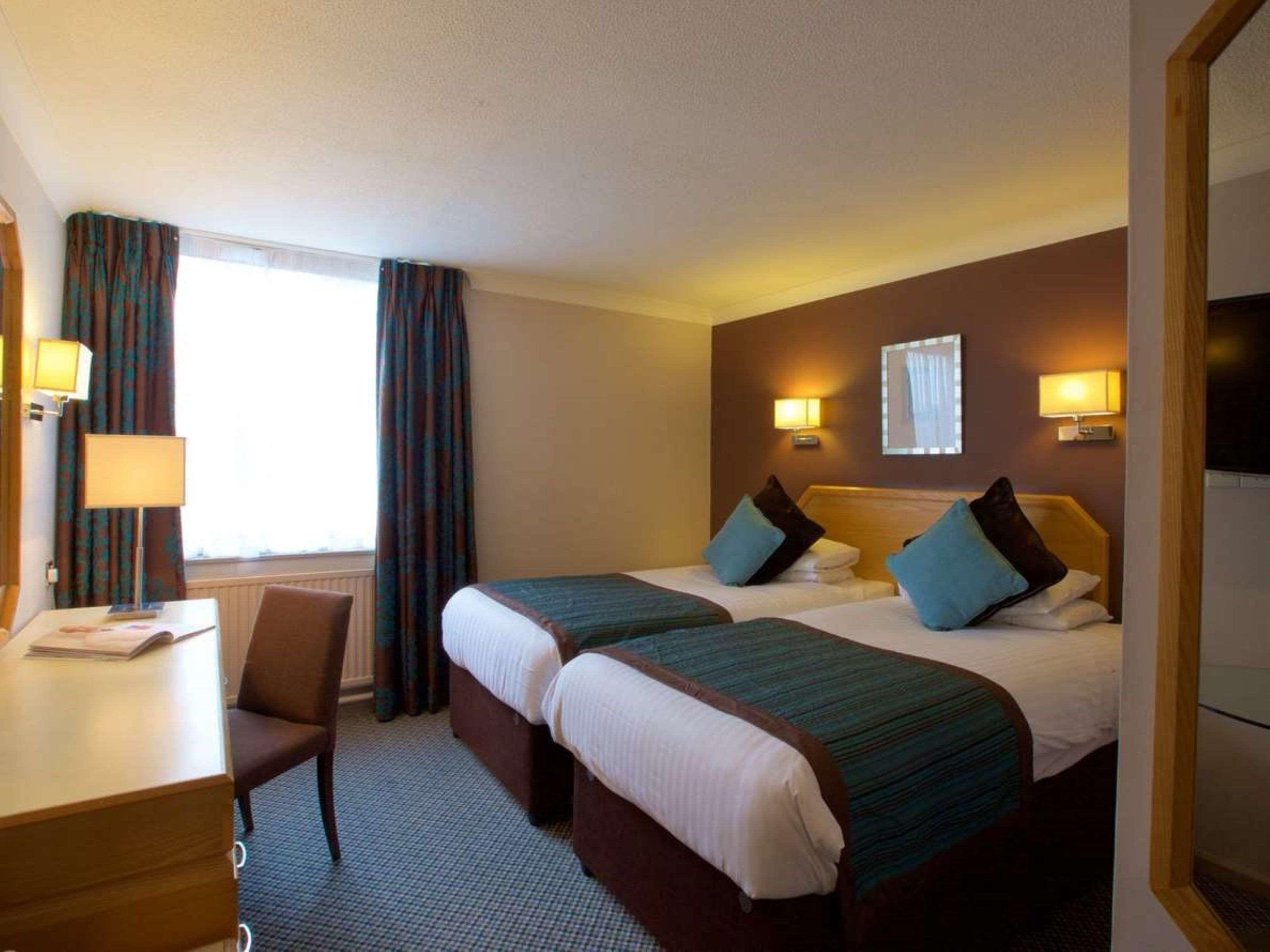 Stourport Manor Hotel Exterior photo