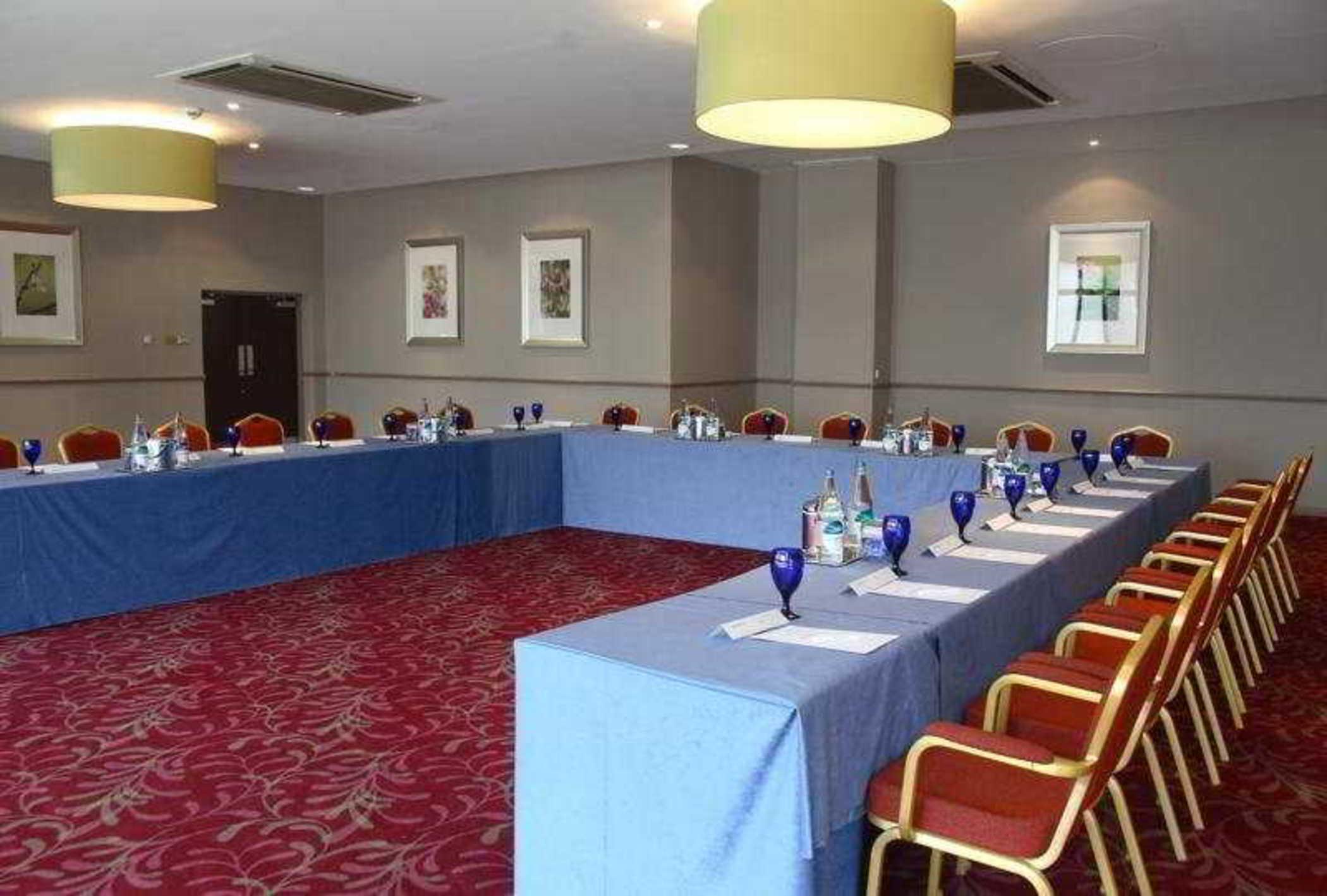 Stourport Manor Hotel Exterior photo