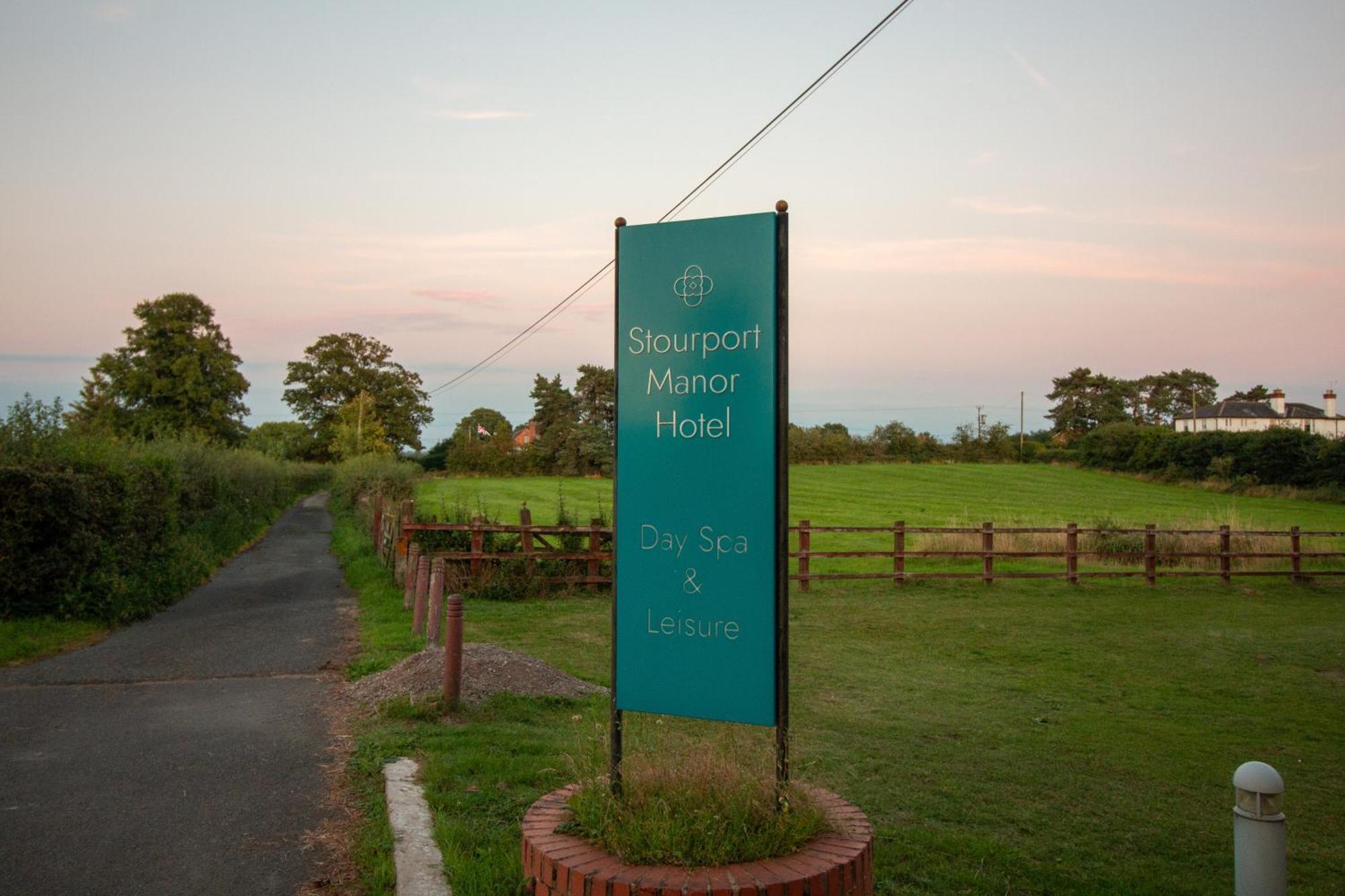 Stourport Manor Hotel Exterior photo