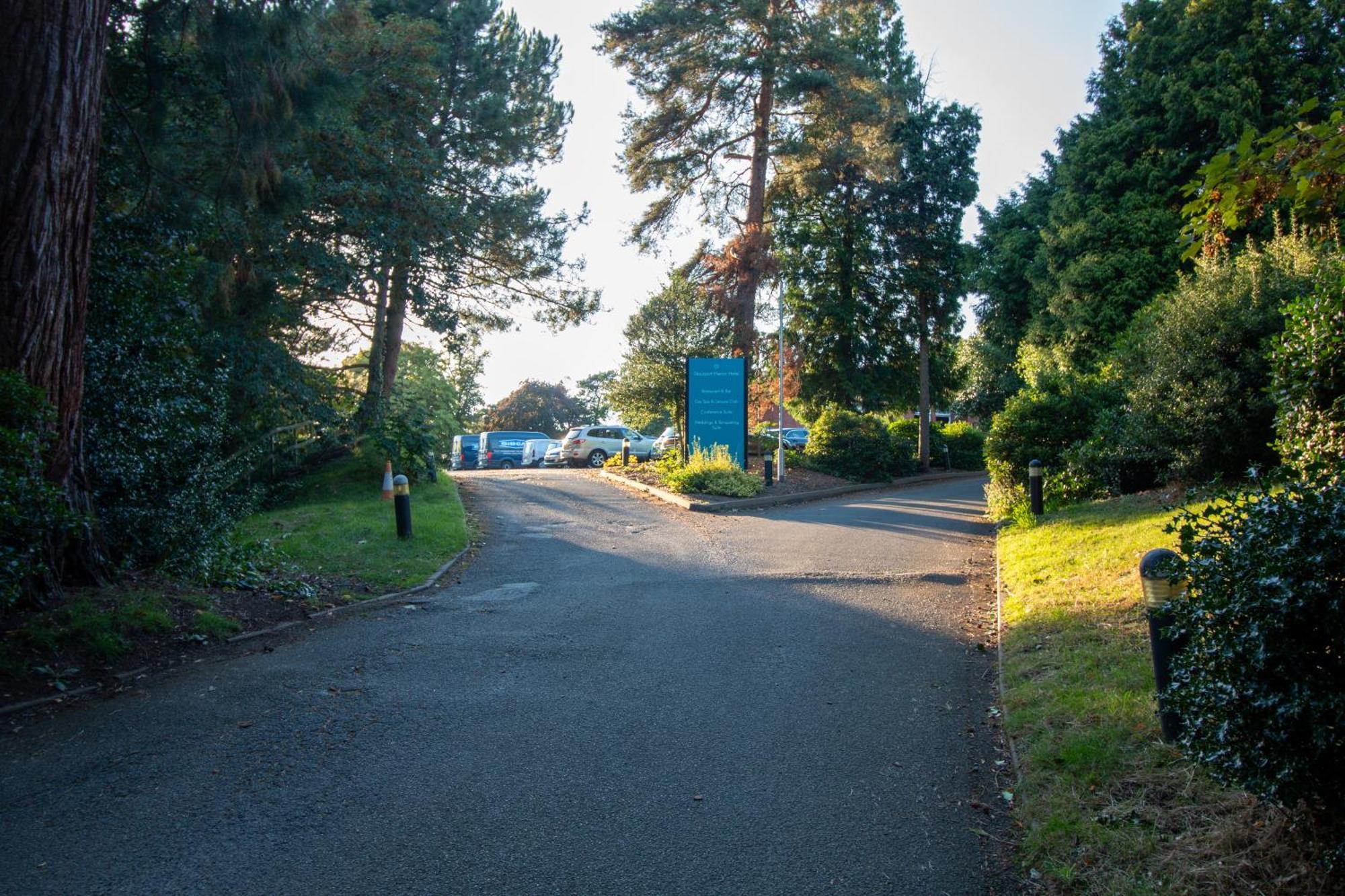 Stourport Manor Hotel Exterior photo