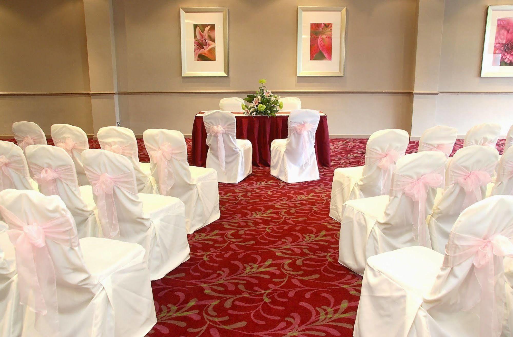 Stourport Manor Hotel Exterior photo